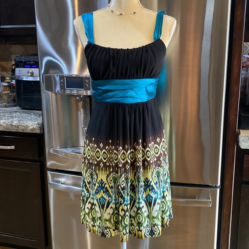 Love Tease Slip Dress in Black & Teal with a Tribal Like print on bottom. Size M